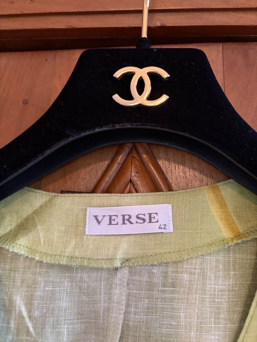 Versace Chemisiers: VERSE / VERSACE  Schwestermarke /  Bluse Weste Gr. 42  NEU – Neuf (Voir description) à Interlaken par Bona55 5