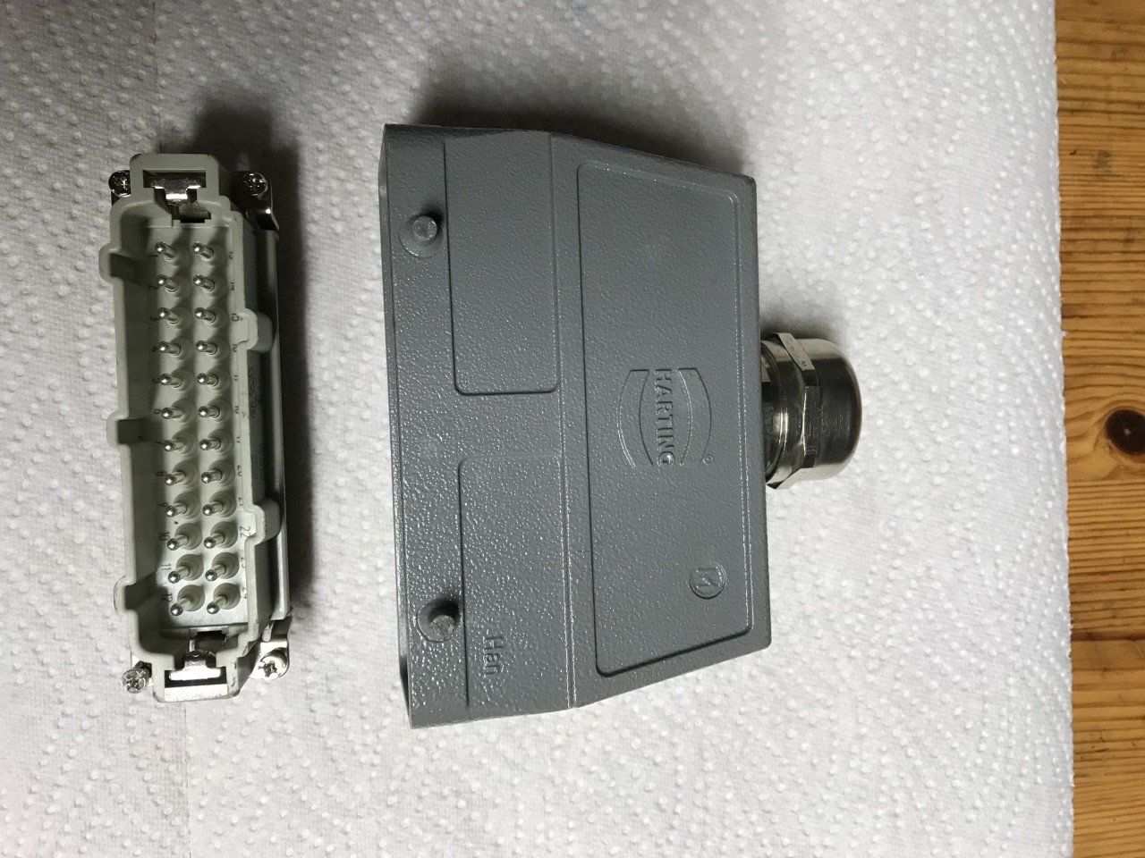 Spine: Harting Stecker – Usato da Lampenberg venduto da pacific08 1