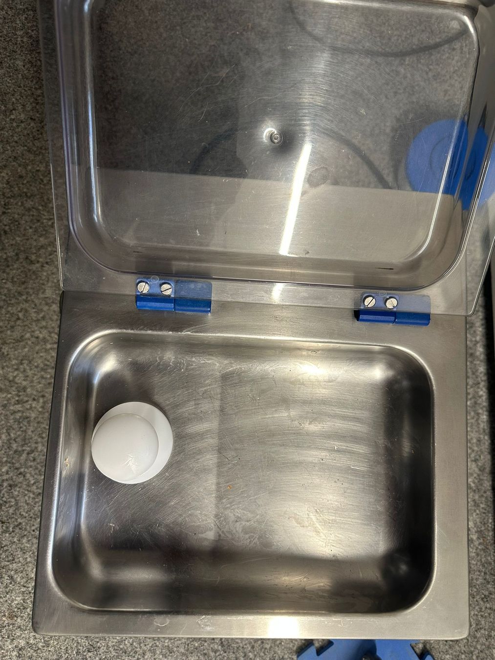 Elettrodomestici da cucina: Gekühlter Fleischwolf – Usato da Winznau venduto da soli9 2