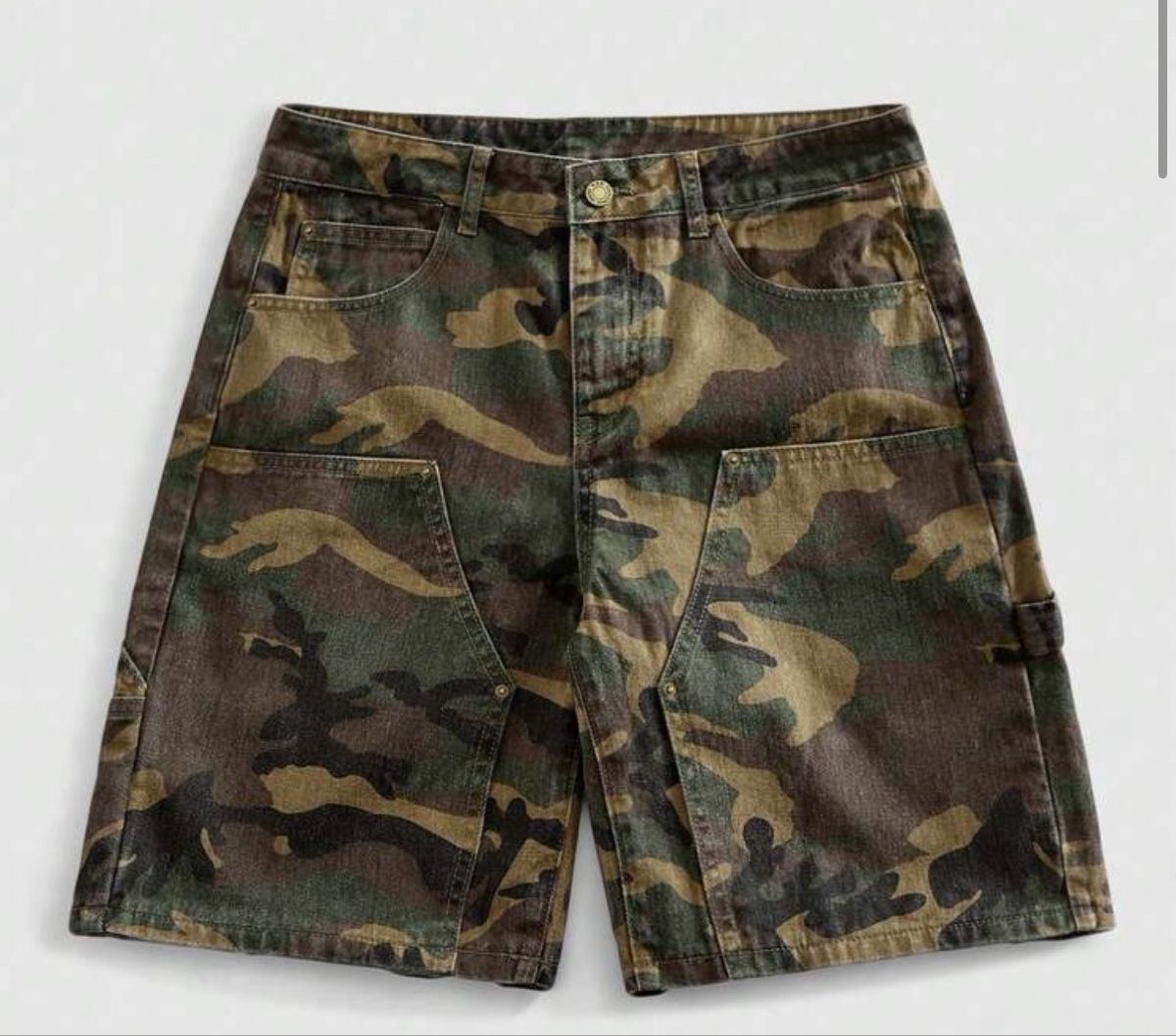 Pantalons: Canpuflage shorts  – Neuf avec emballage d'origine à Pieterlen par sam_58jm