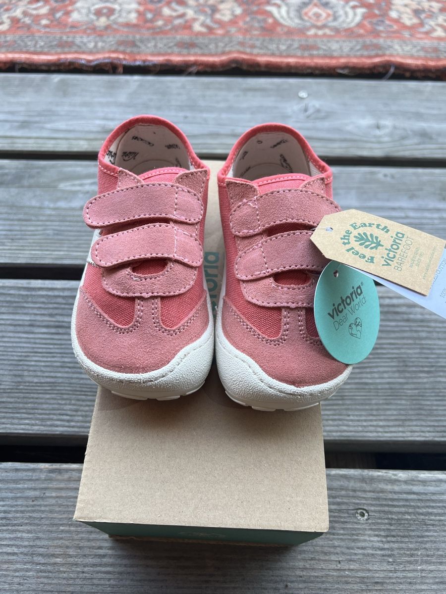 Victoria Scarpe per ragazze: Baskets barefoot Victoria - Taille 25 - Neuves! – Nuovo e nell'imballaggio originale da Moiry VD venduto da sahaaya