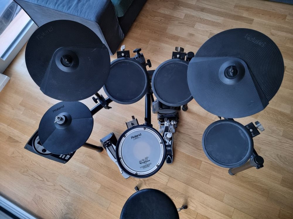 ROLAND TD-11K V-DRUM KIT BATTERIE SCHLAGZEUG +TRONE, ETC. | Kaufen auf ...