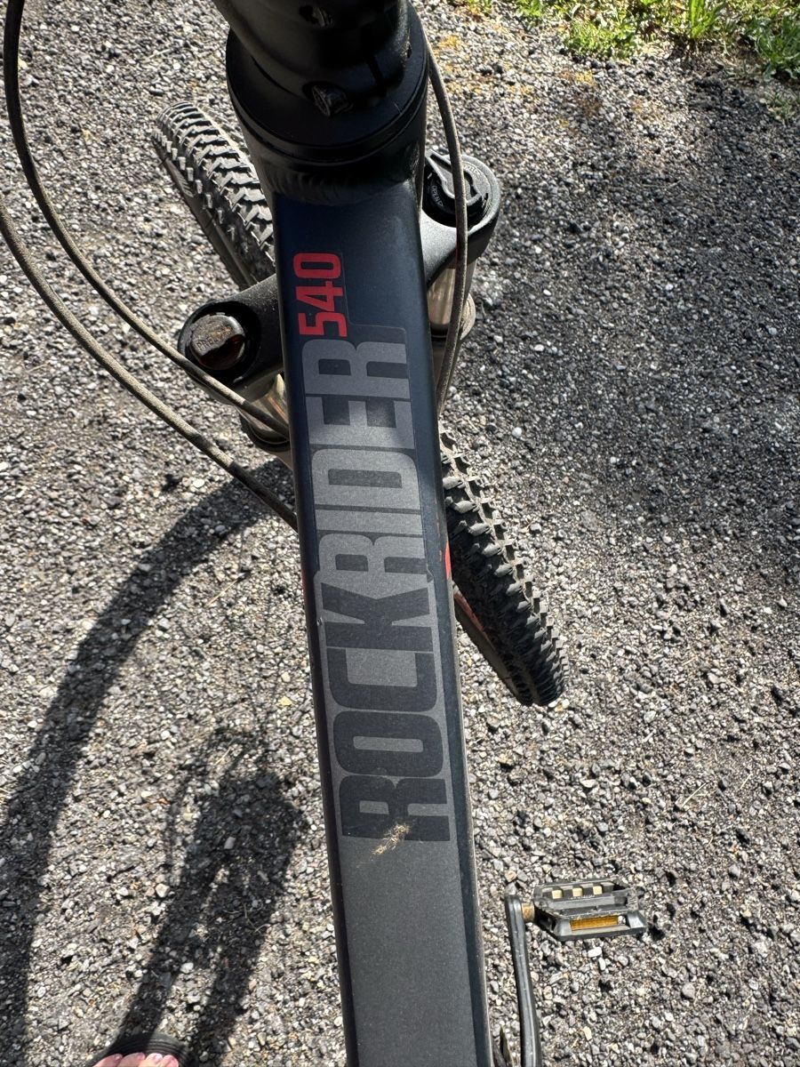 Vélos: VTT B'TWIN Rockrider 540  – D'occasion à Les Verrières par chl_5bnz 3
