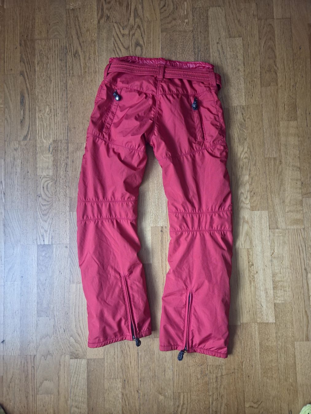 Jet Set Pantaloni: KRU Jet Set St. Moritz Skihose M Damen. – Nuovo (secondo la descrizione) da Chur venduto da Snowboarder 1