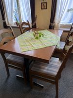 2 Esszimmertische mit 8 Stühlen, Massivholz, Top Zustand!