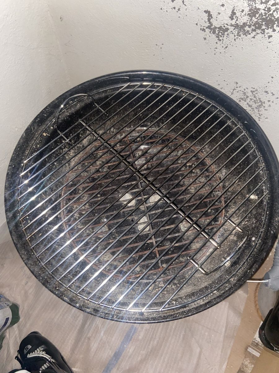 Griglie: Weber Holzkohlegrill Compact Kettle – Usato da St.Gallen venduto da Arc9 5