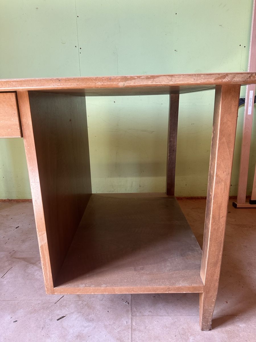 Scrivanie: Biedermeier Schreibtisch – Usato da Regensdorf venduto da Panapamo 3