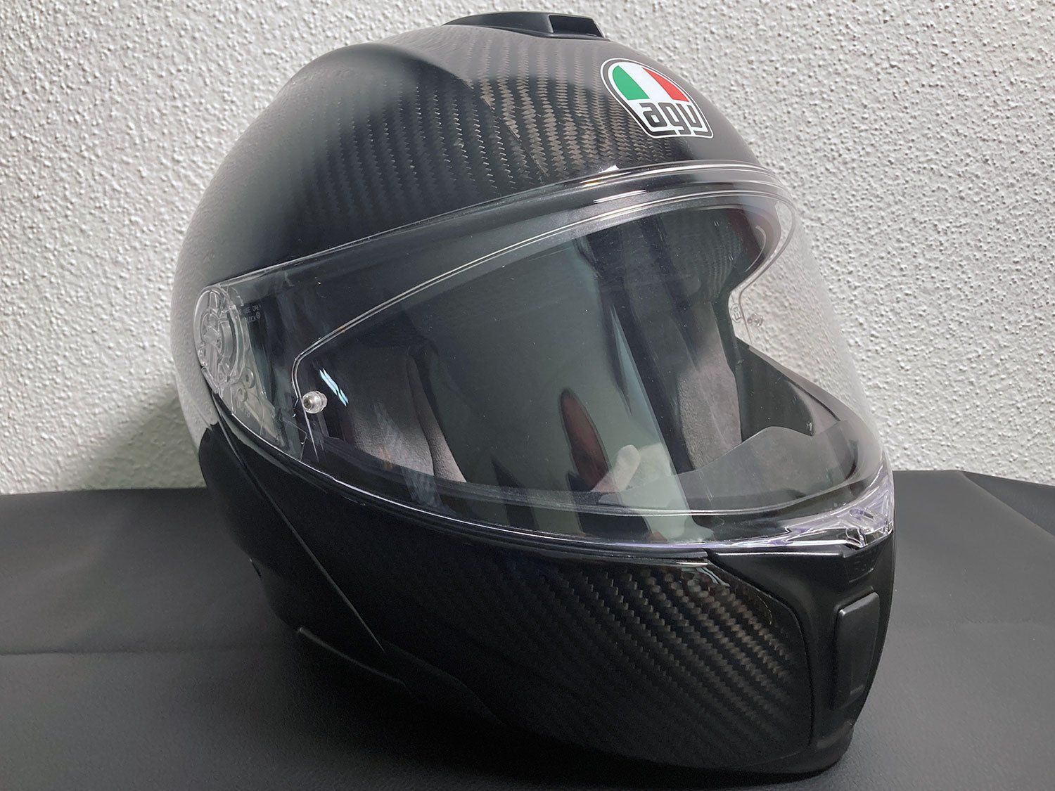 AGV Caschi & visiere: AGV Carbon Helm – Usato da Nyon venduto da n2o1