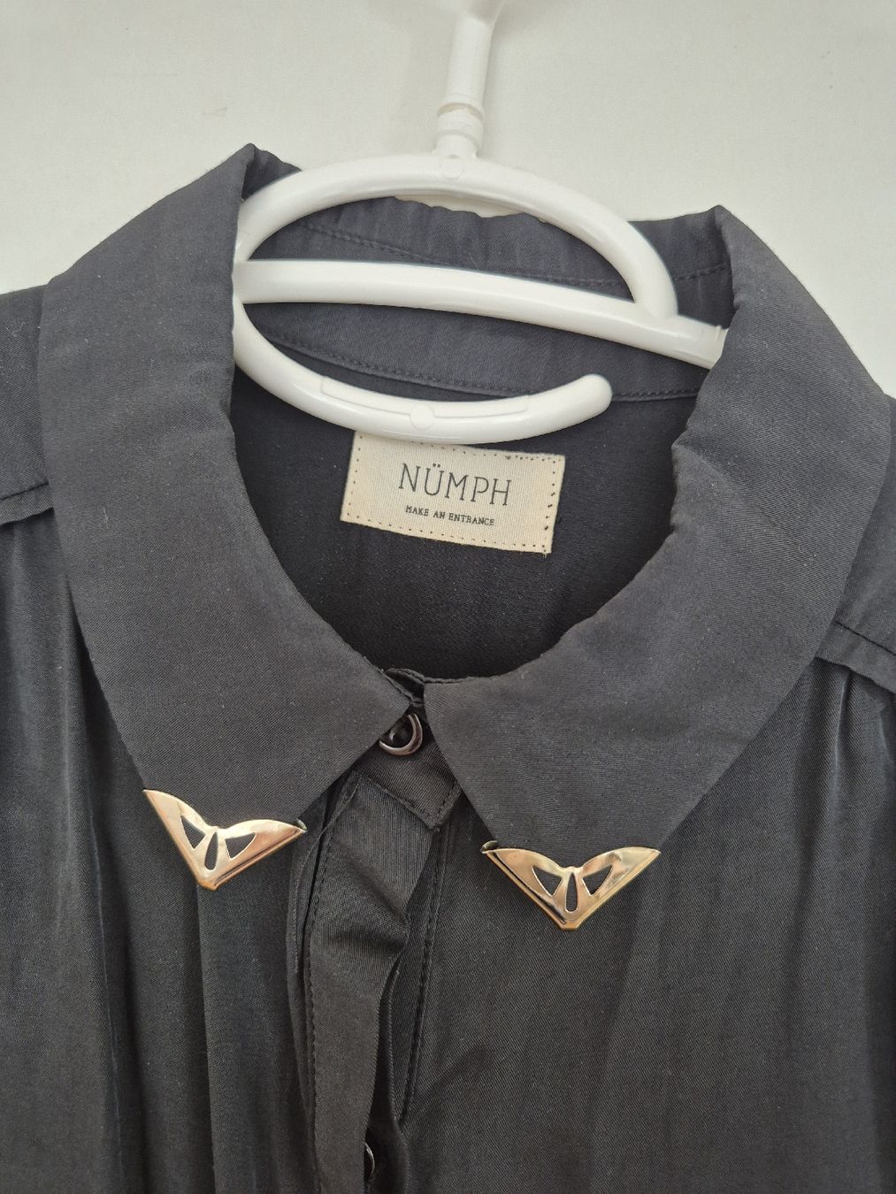 Camicette: Ärmellose Bluse, schwarz, elegant, Gr. S, Marke Nümph – Usato da Winterthur venduto da inkidaria 1