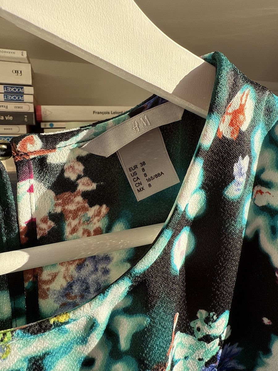 H&M Vestiti: Robe fleurie H&M taille 38, 🌸 – Usato da Evilard venduto da Mamarsi 2