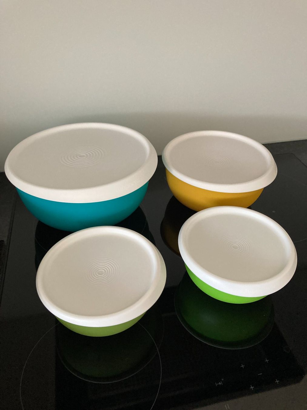 Coupes: 4er Schüssel-Set Tupperware – D'occasion à Wängi par Koenigin 1