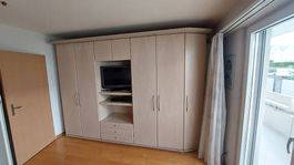 Schrank Hochwertig aus Holz