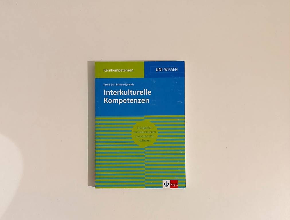 Libri: Interkulturelle Kompetenzen  – Usato da Burg AG venduto da bha_nj8t