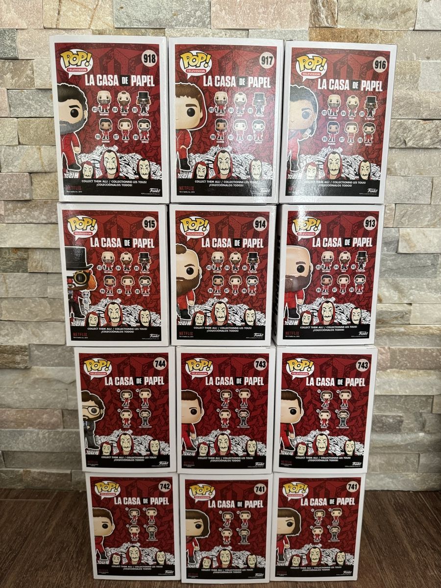 Funko Statuette: Funko Pop La Casa del Papel – Usato da villa luganese venduto da Massimo123456 1
