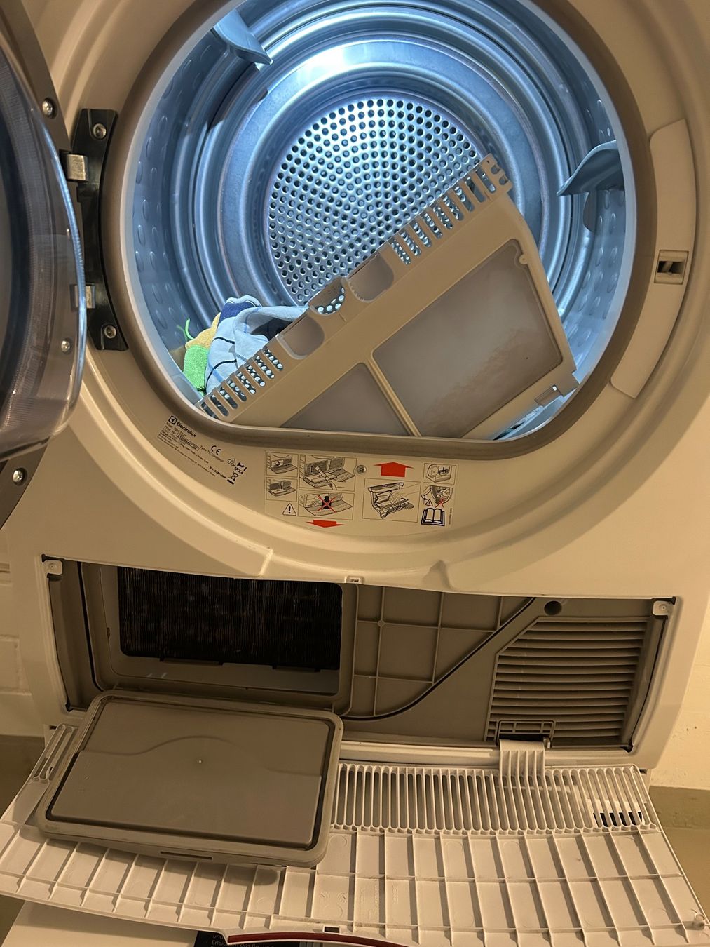 Electrolux Lavatrici: Waschturm Electrolux – Usato da Zürich venduto da Barca10 3