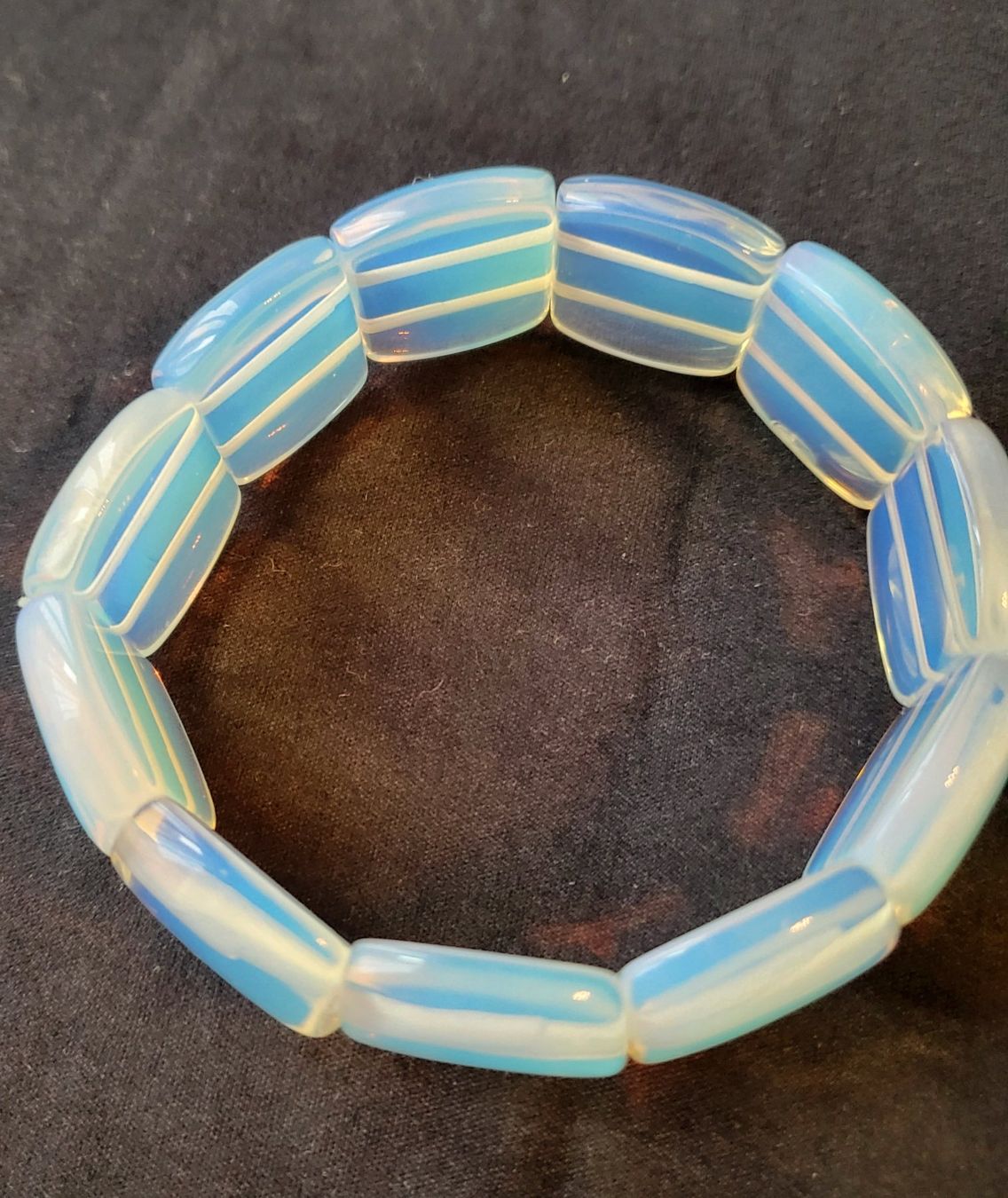 Bracciali & Braccialetti: Bracelet extensible en pierre de lune. – Usato da Neuchâtel venduto da wikit 3