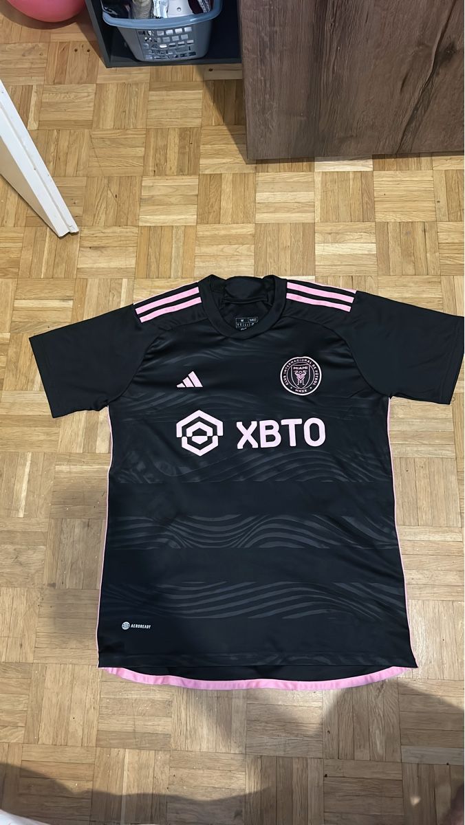Canottiere & Pantaloni: MESSI Adidas Inter Miami CF 2023 Authentic Jersey M  – Nuovo (secondo la descrizione) da Genève venduto da ars_x97x 1