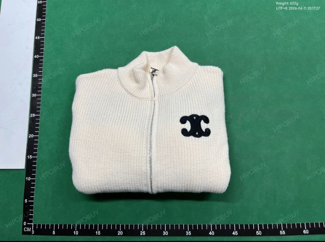Maglioni & Felpe: Pull zippé CELINE en tricot crème. – Nuovo (secondo la descrizione) da courtelary venduto da meh_hgx9