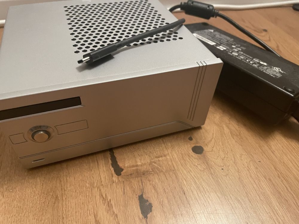SNPR GeForce GTX 1060 6 GB eGPU Thunderbolt 3 Kaufen auf Ricardo