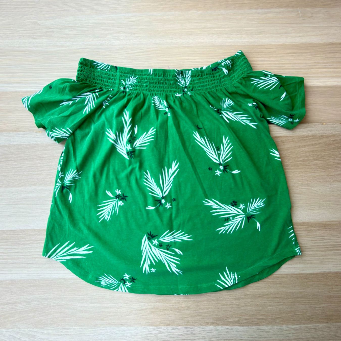 H&M Top: Top Bardot H&M Vert Tropical Coton, H&M – Usato da Thônex venduto da Suisse.Shopping 4