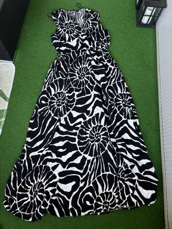 Kleid gr.M Neu