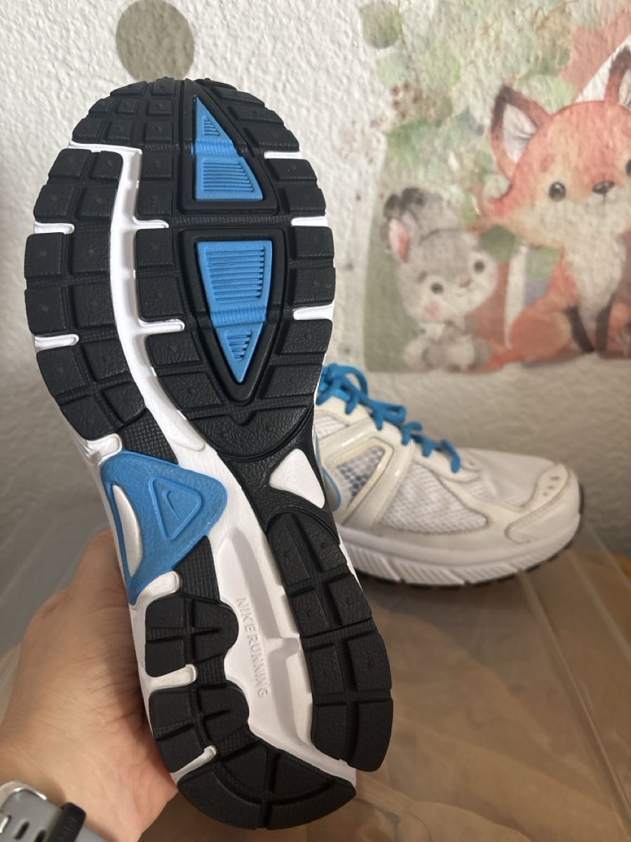 Nike Scarpe da donna: Nike running Schuhe – Usato da Grafenried venduto da hollywoodprincess 2