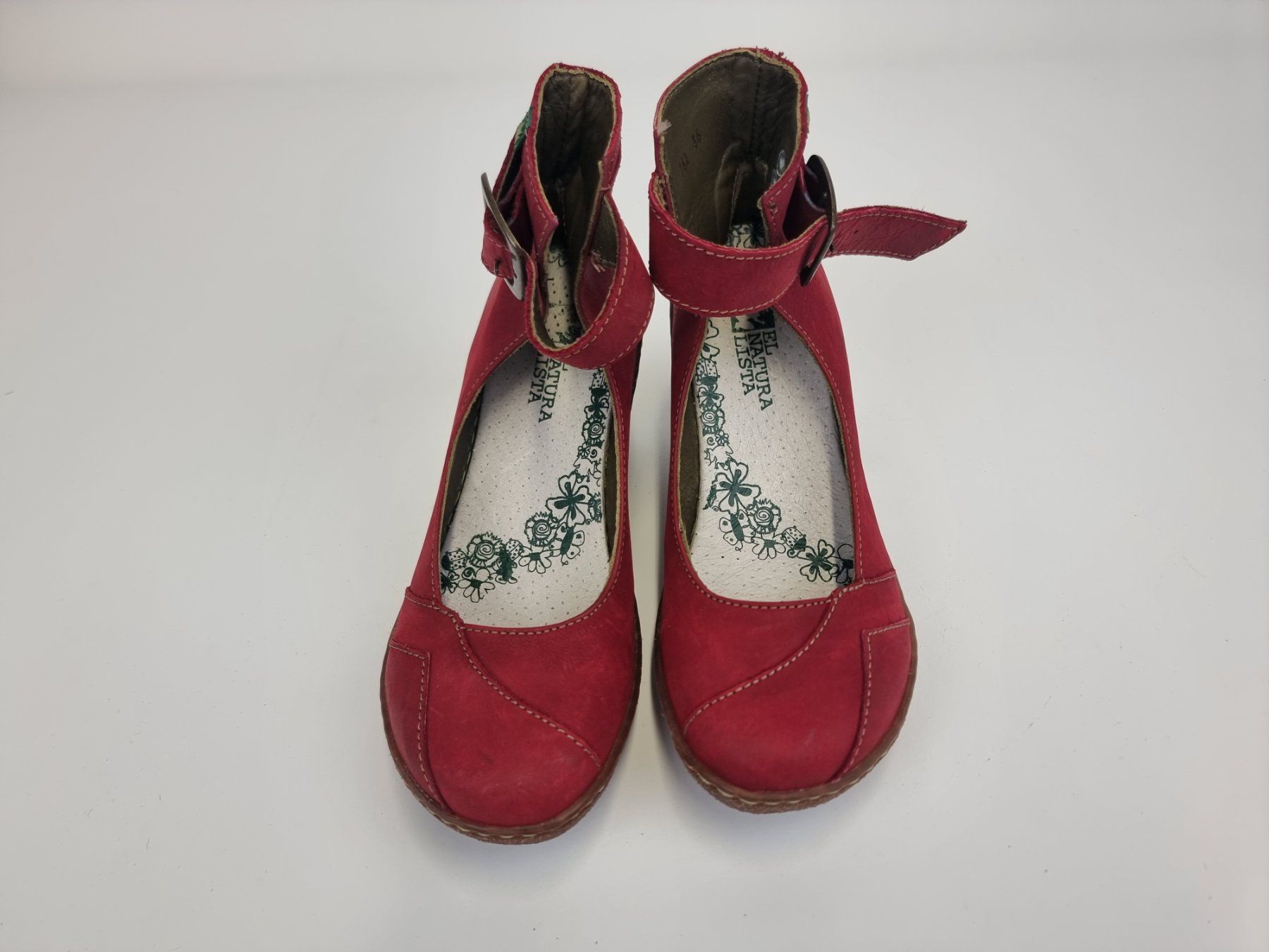 El Naturalista Scarpe da donna: El Naturalista Damenschuh Rot – Usato da Urtenen-Schönbühl venduto da Restwert_Schoenbuehl