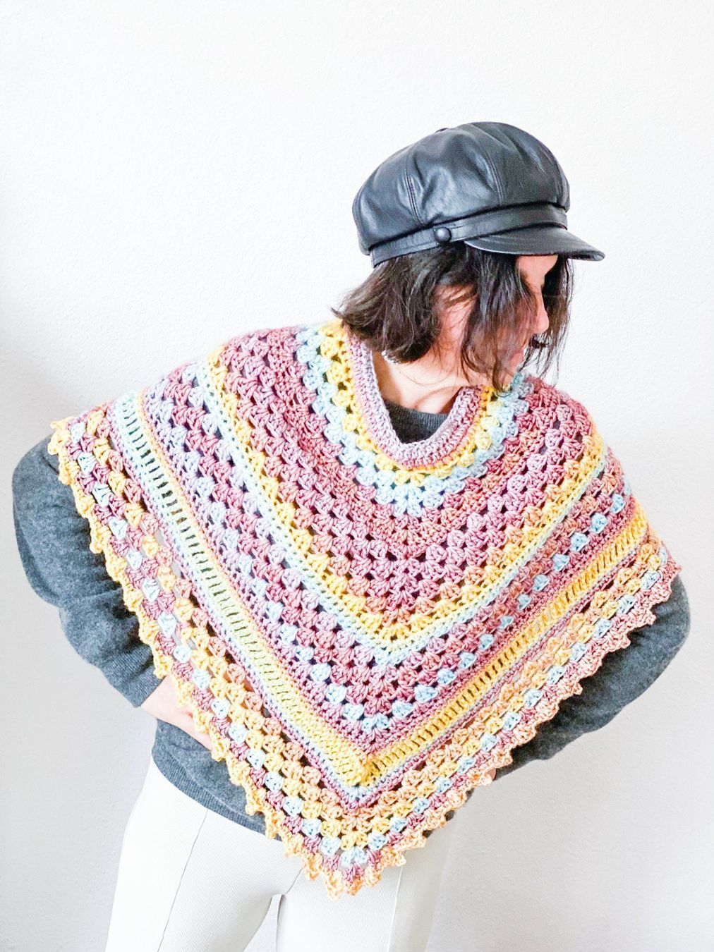 Altro in Moda donna: Poncho donna boho hippy uncinetto – Nuovo e nell'imballaggio originale da Carabbia venduto da katiamandelli