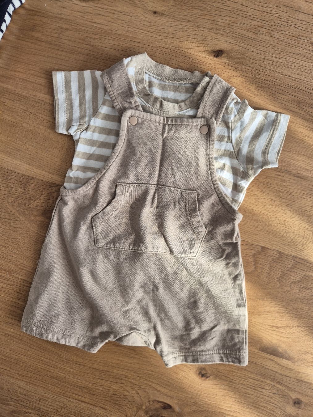Lotti & Set di vestiti: 23-teiliges kleiderpaket grösse 62 – Usato da Regensdorf venduto da niikii7 1