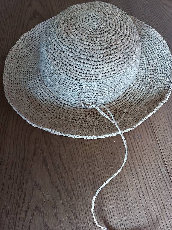 Autres vêtements fille: Mädchen Strohhut – D'occasion à Bolligen par ag02
