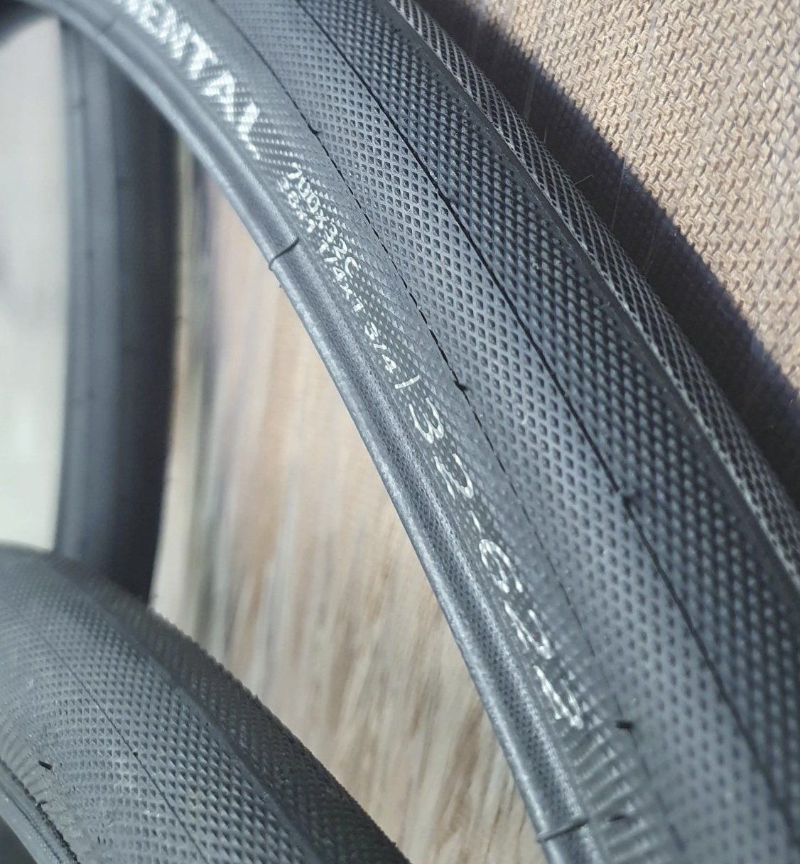 Sonstiges Schreiben & Zeichnen: Pneu vélo Continental Contact speed – Neu (gemäss Beschreibung) aus Mont-sur-Rolle von Bad_Food 3