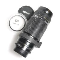 Nikon AF Nikkor 75-300mm 1:4.5-5.6 AF. Japan.