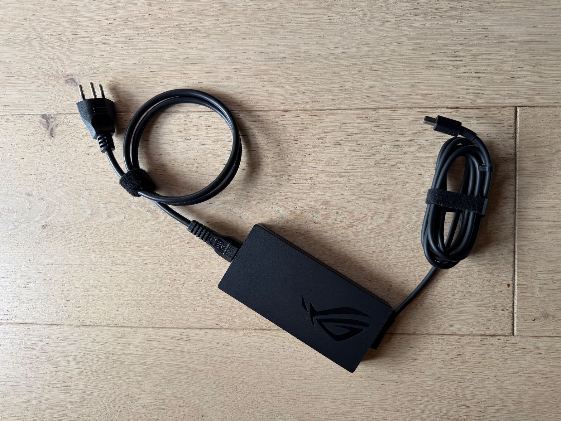 Asus Notebook: ASUS ROG Zephyrus G14 – Nuovo (secondo la descrizione) da Saanen venduto da mz5_yw2s 3