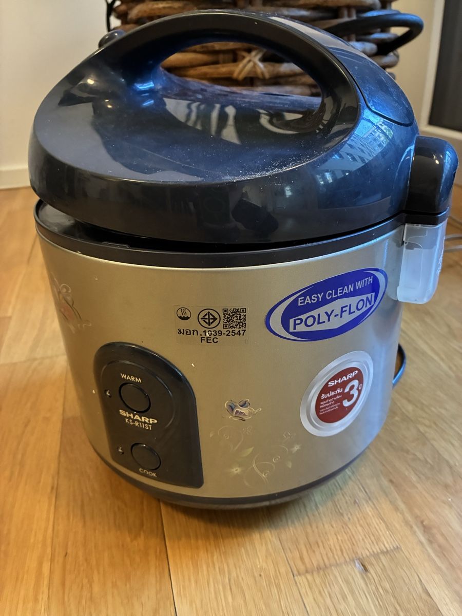 Sharp Elettrodomestici da cucina: Reiskocher von Sharp  🍚 – Usato da Basel venduto da leonharda 2