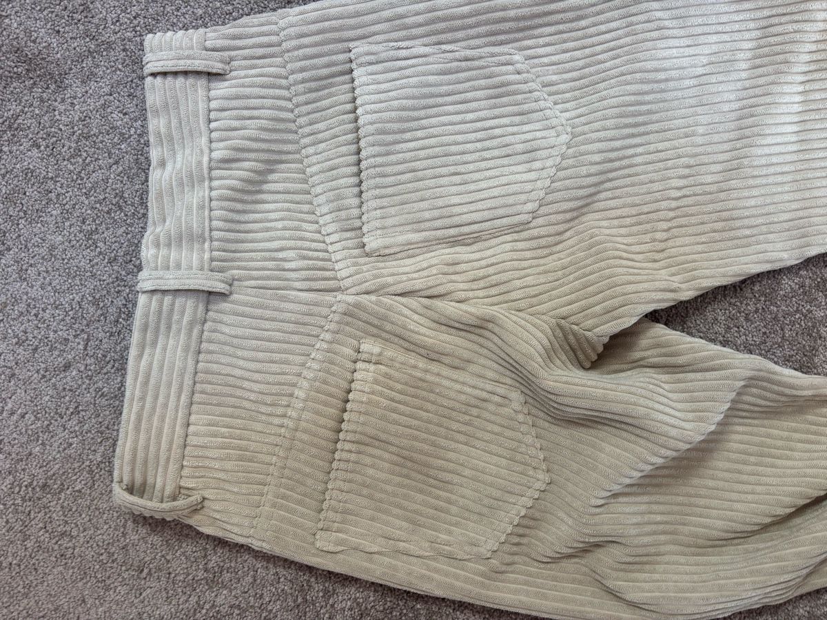 Isabel Marant Hosen: Isabel Marant Cordhose  – Gebraucht aus Zürich von grabe.a. 3