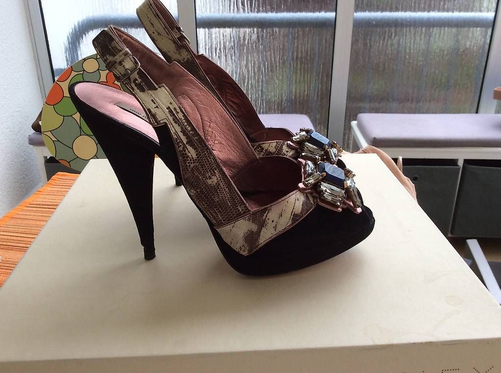 Miu Miu Scarpe da donna: Miu Miu Swarovski 38 – Usato da Basel venduto da DobrilaP 1