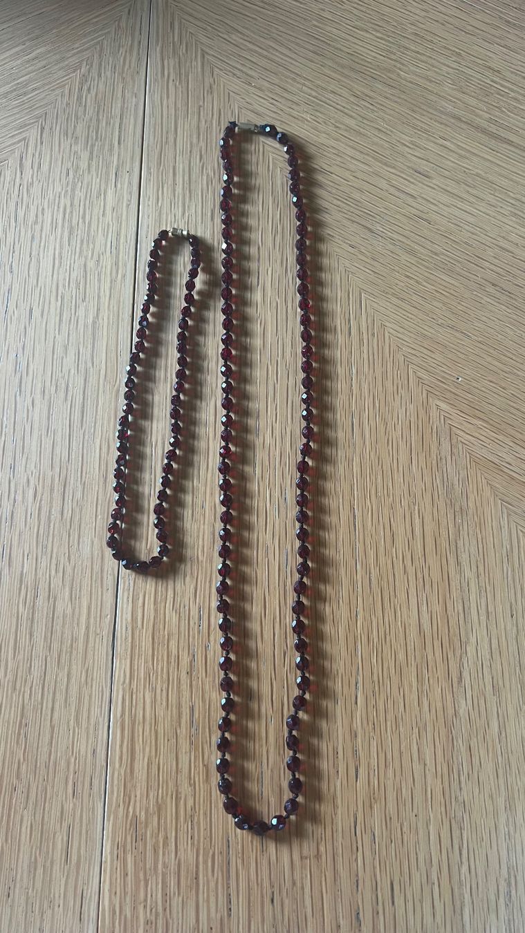 Altri gioielli: Kette und Armband dunkelrot – Usato da Schübelbach venduto da Dolly990_2
