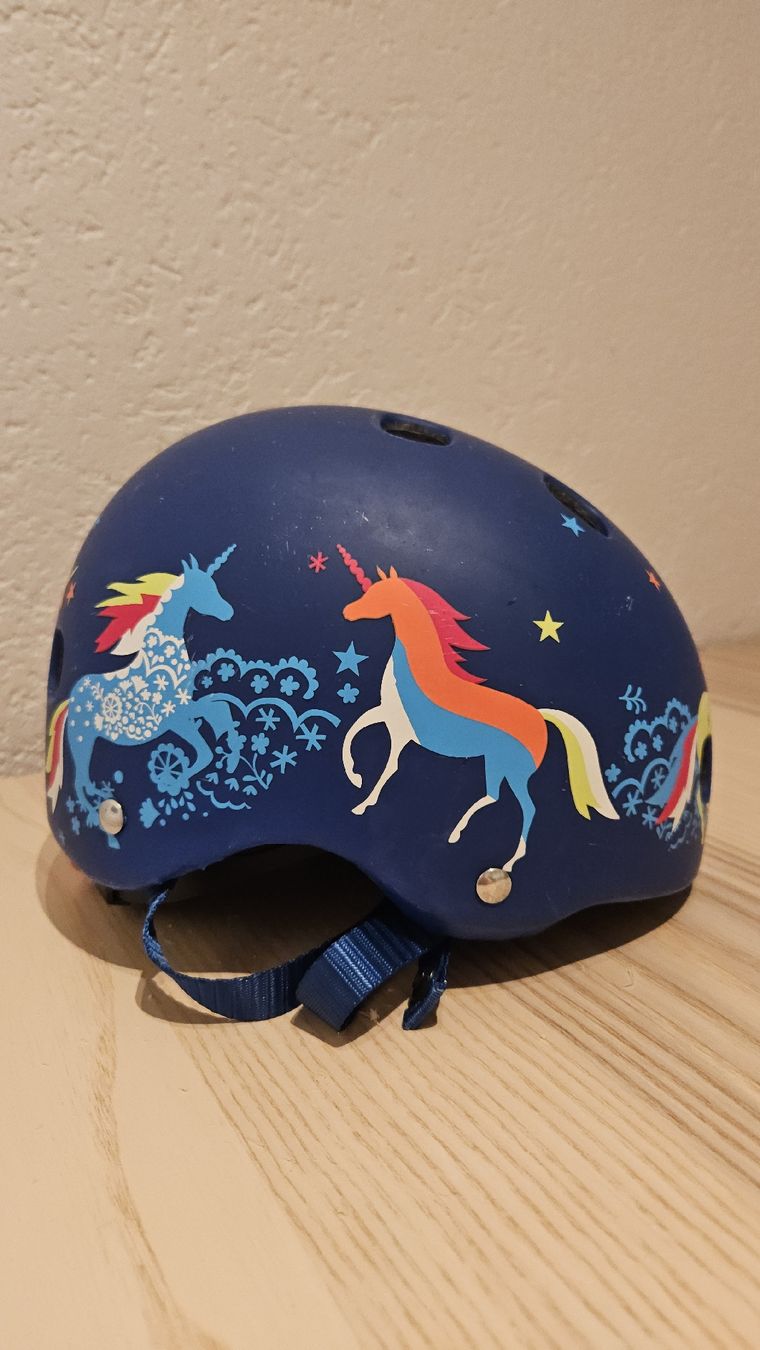 Micro Helme: Velohelm Micro 46-50 cm – Gebraucht aus Murten von RYO_RYO