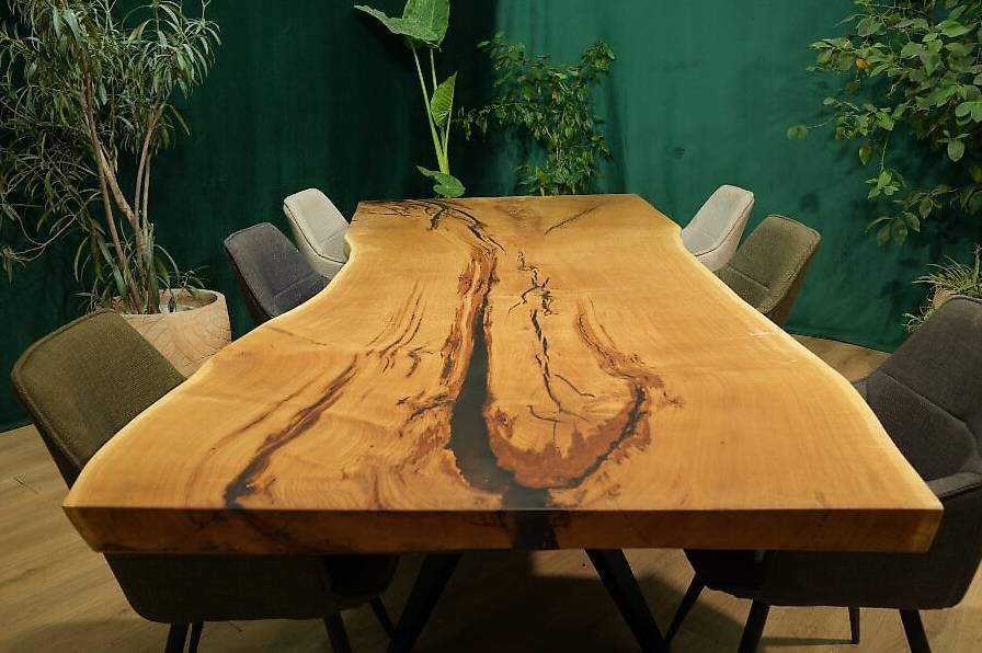 Tische: Baumscheibentisch aus 1 Stück – Gebraucht aus Walchwil von Swissdesign_Haag 2
