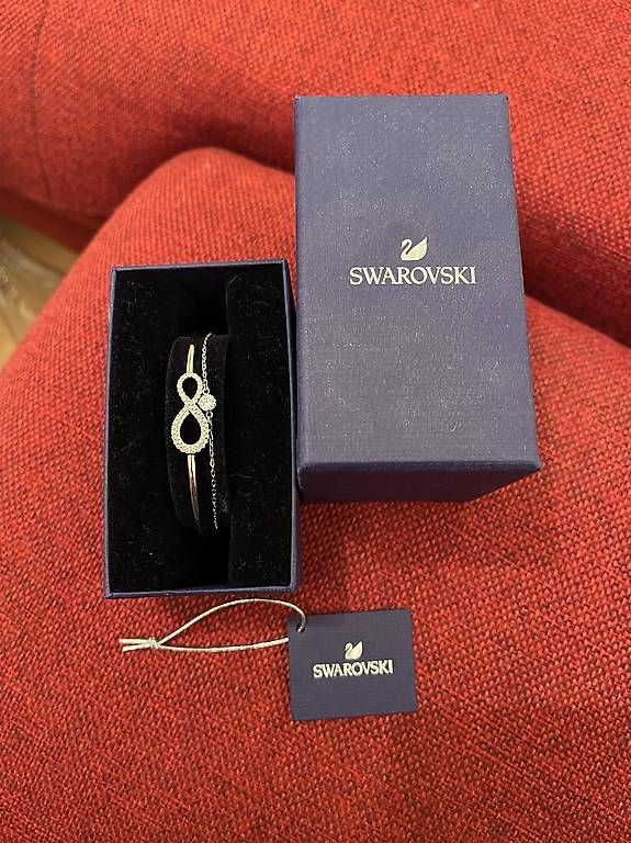 Armbänder & -reifen: Bracelet Swarovski – Gebraucht aus Vernayaz von Nikita1971