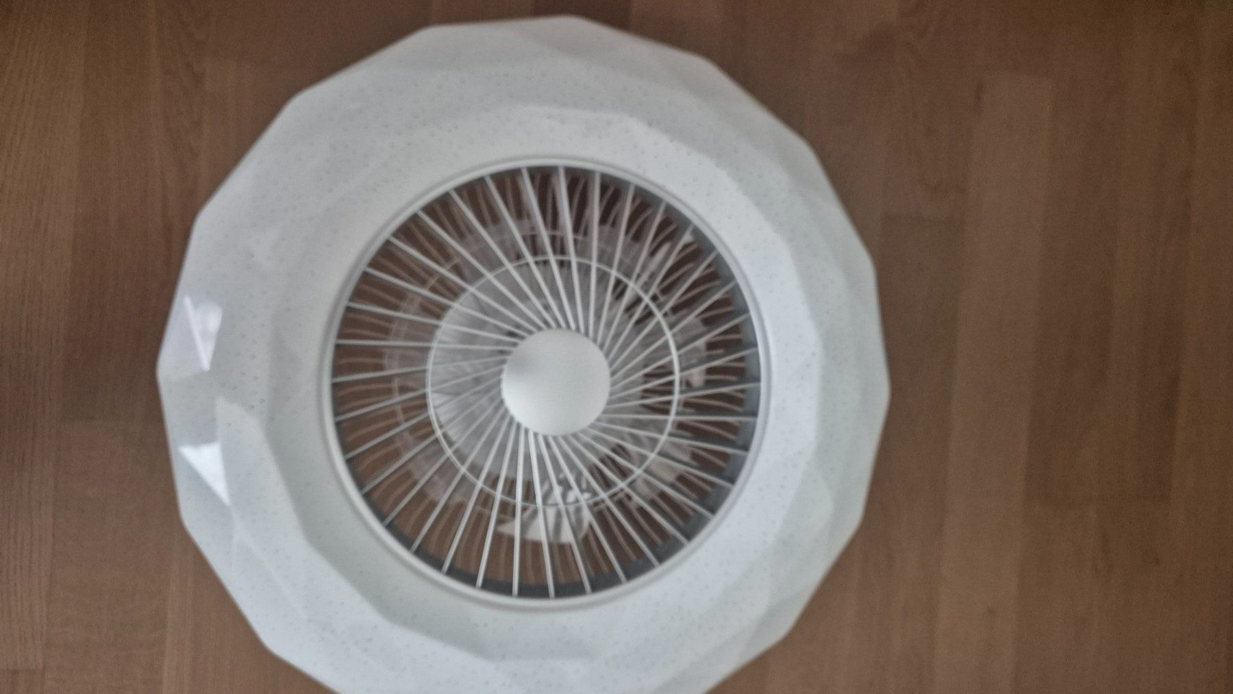 Lampadari & plafoniere: LED-Deckenlampe mit Ventilator - Sternenhimmel-Design – Usato da Oberentfelden venduto da angelheart71