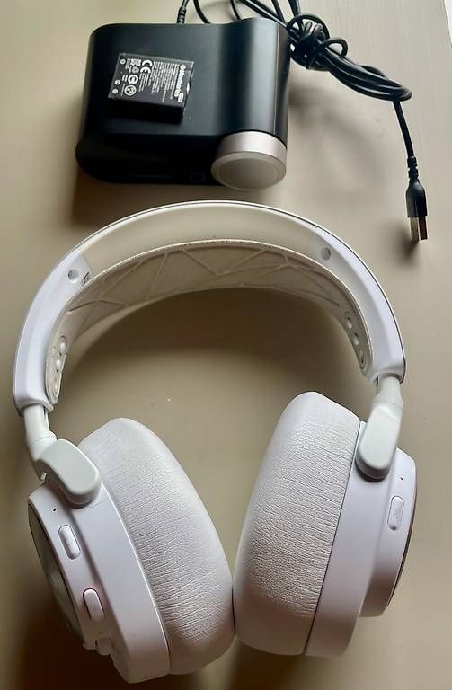 Steelseries Cuffie: STEELSERIES Arctis Nova Pro Wireless Headset – Usato da Dinhard venduto da Querty2003 2