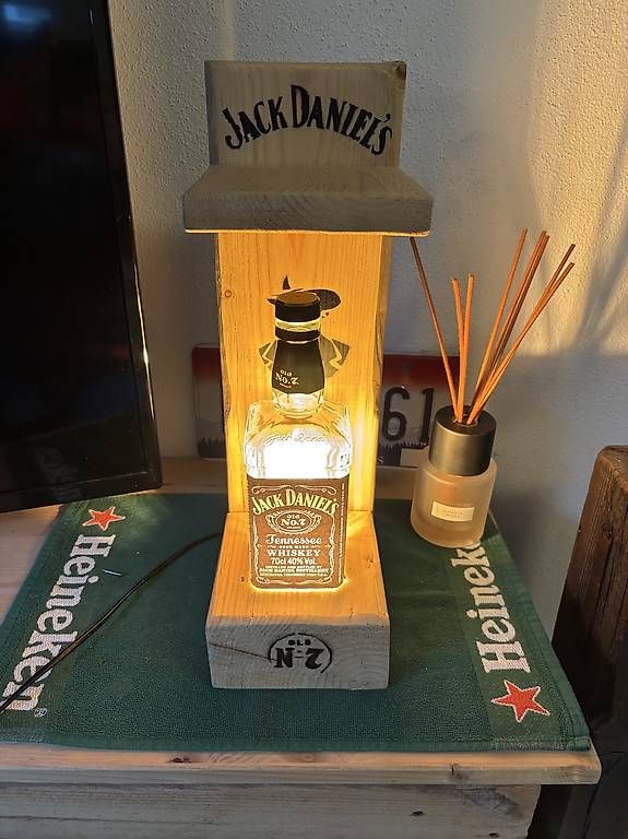 Spirituosen: Jack daniel s bottle lamp – Gebraucht aus S. Antonino von raffosuisse 1