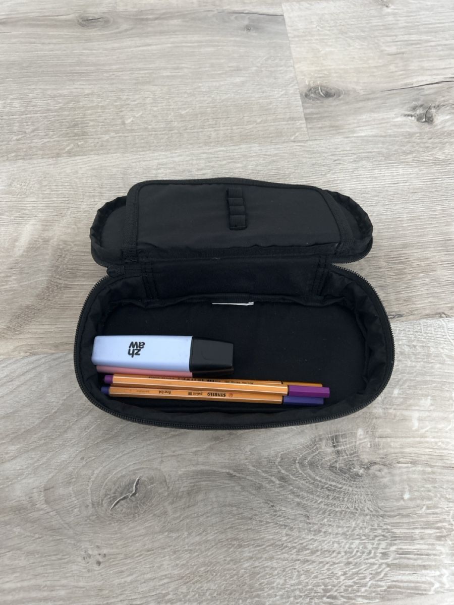 Dakine Astucci : Dakine Etui – Usato da Egerkingen venduto da sal_gf6d 2