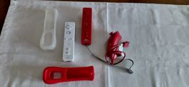 2x Wii  Remote   Motion Plus inkl Schutzhülle und 1x Nunchuk