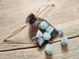Set de dés JDR artisanaux neufs