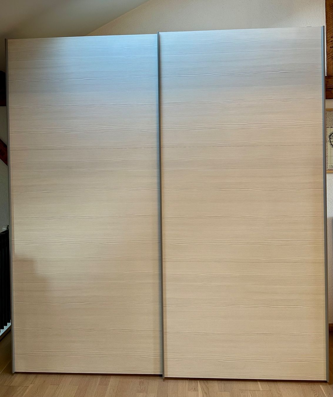 Pfister Armadi: Kleiderschrank von Pfister – Usato da Erlinsbach venduto da dingsda58