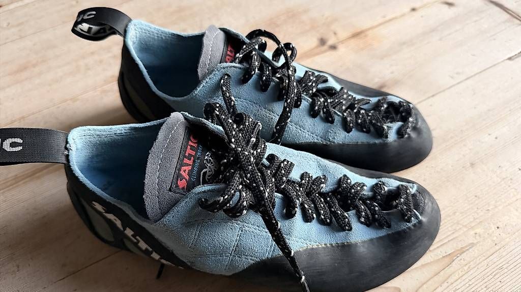 Scarpe da uomo: Kletterfinken ca 38 – Usato da Aegerten venduto da viv_w9y5