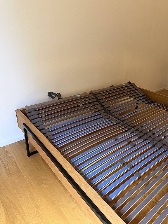 Interio Letti: Holzbett mit Lattenrost 160x200 – Usato da Uster venduto da Anniestina 4