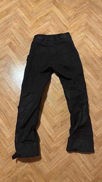 Pantaloni: Motorradhosen Damen – Usato da Rengg venduto da Coufarmer 1